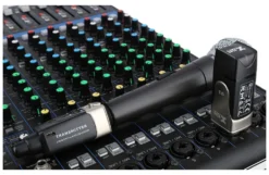 Adattatore microfono Xvive U3 Dynamic Black e Gold