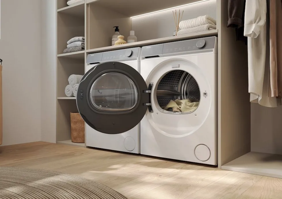 Asciugatrice Haier HD100C367U1 con 10 kg di capacità, tecnologia a pompa di calore e WiFi