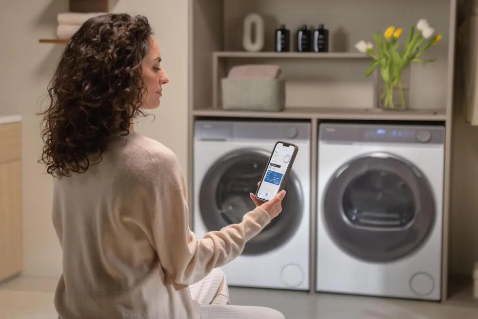 Asciugatrice Haier HD100C367U1 con 10 kg di capacità, tecnologia a pompa di calore e WiFi
