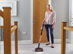 Aspirapolvere senza fili Shark Stratos IZ400EU con tecnologia Clean Sense IQ