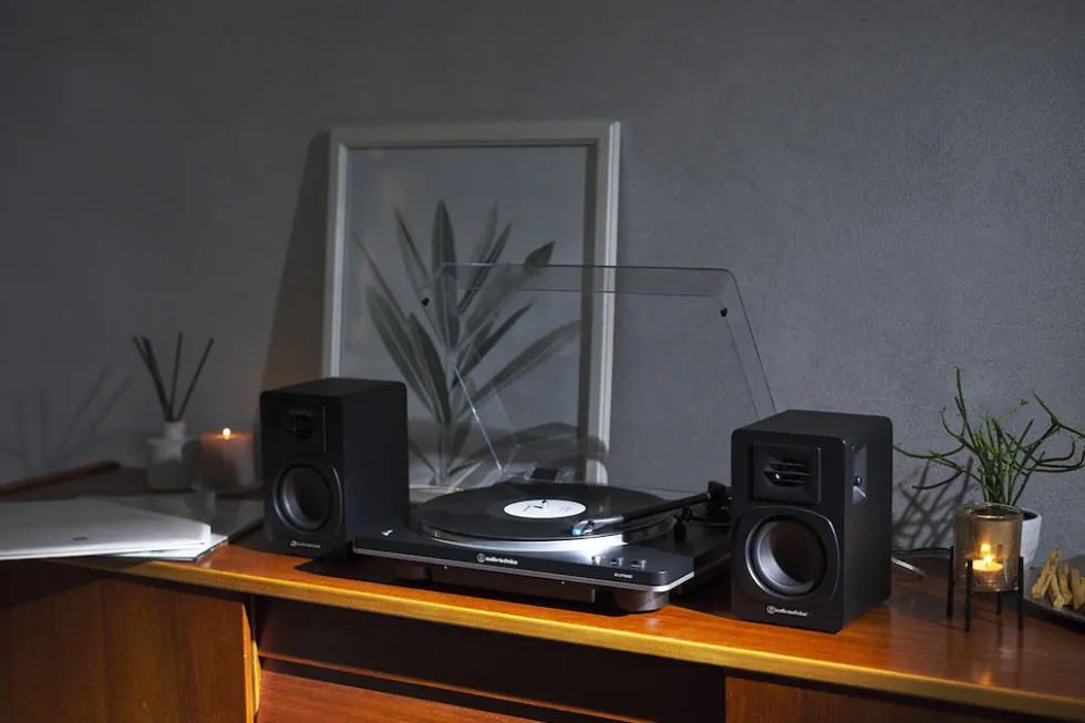 Audio-Technica Giradischi Hifi Automatico Con Trazione A Cinghia E Bluetooth Black