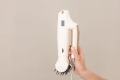 Beurer Phon Pieghevole 1600W 4Acc Aggancio Magnetico Crema