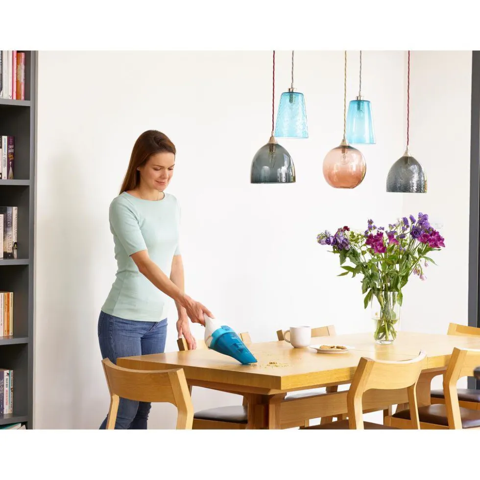Black & Decker Aspirabriciole 3,6V Solidi-Liquidi