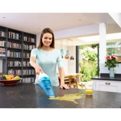 Black & Decker Aspirabriciole 3,6V Solidi-Liquidi