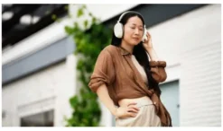 Cuffie microfono bluetooth Sennheiser 509267 MOMENTUM 4 Wireless White