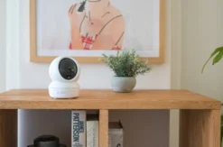 Ezviz Videocamera Da Interno Motorizzata Fhd Wi-Fi E Vis. Nott. Smart