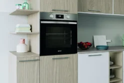 Forno elettrico Indesit IO255HX multifunzione da 71L, classe A, idrolisi