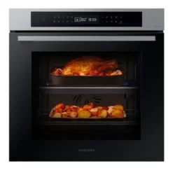 Forno elettrico Samsung NV7B4040VBS/U5 multifunzione con Vapore e WiFi
