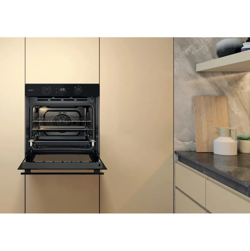Forno elettrico Whirlpool OMSR58RU1SB con 8 programmi e pirolisi