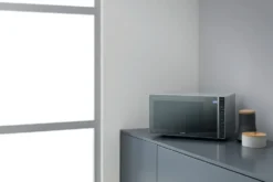 Forno microonde combinato Whirlpool MWP304M con funzione vapore
