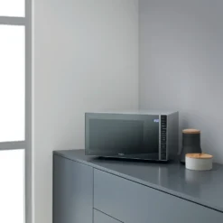 Forno microonde combinato Whirlpool MWP304M con funzione vapore