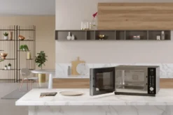 Forno microonde combinato Whirlpool MWF259SB con vapore e funzione Crisp