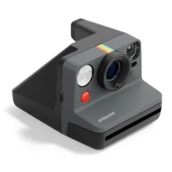 Fotocamera istantanea Polaroid Now Gen 3 con autofocus
