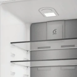Frigorifero combinato da incasso Whirlpool WHKN3253B4E Total No Frost