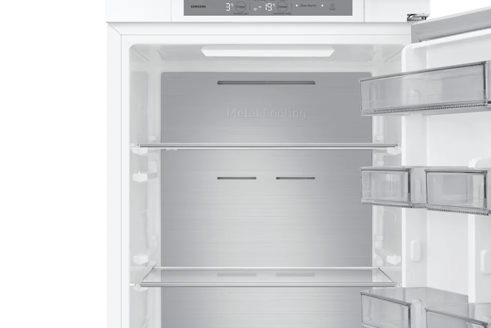 Frigorifero combinato incasso Samsung BRB80F26BDS0EF con Total No Frost