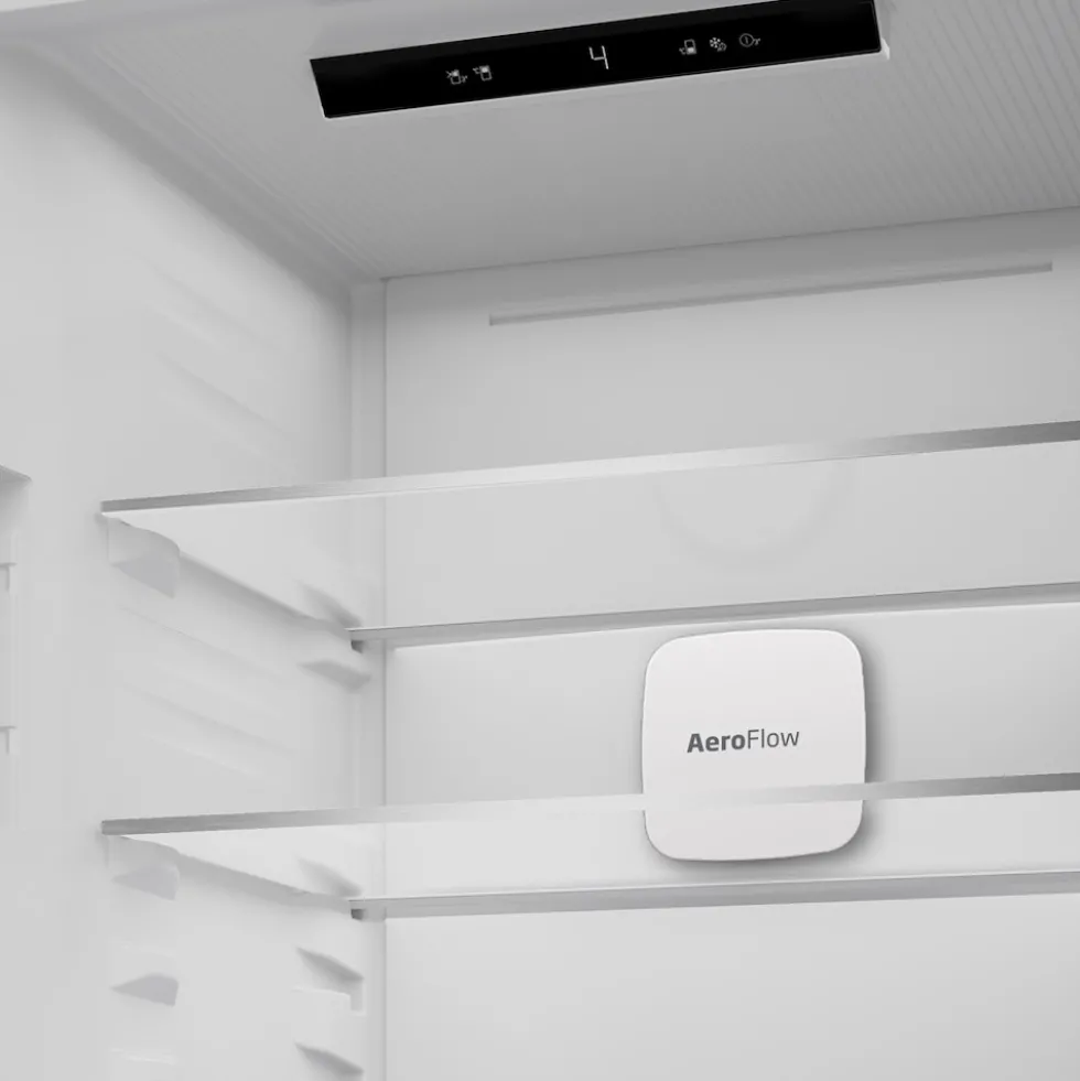 Frigorifero combinato incasso Beko B7BCNA296HS con Doppio Total No Frost e WiFi