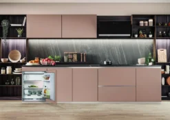 Frigorifero da incasso Hotpoint Ariston HABUF011 126L con raffreddamento statico