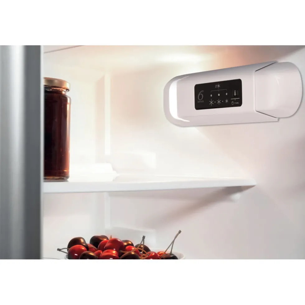 Frigorifero doppia porta da incasso Whirlpool ART3802 statico E