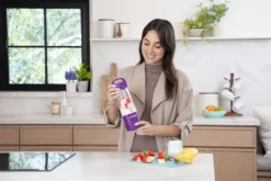 Frullatore portatile Nutribullet NBP003PU, autonomia 15 cicli