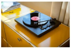 Giradischi Pro Ject AUTOMAT A1.2 OM10 Black
