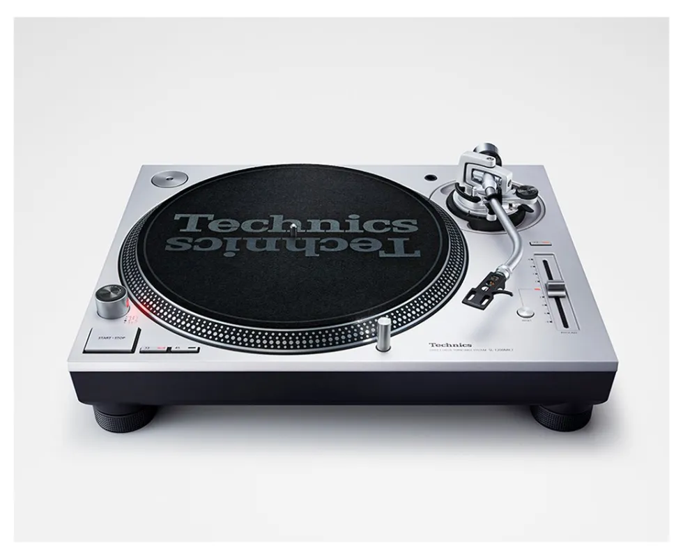 Giradischi Technics SL 1200 MK7 DJ SERIES Silver