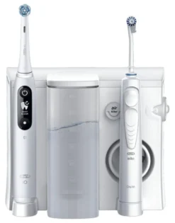 Kit idropulsore e spazzolino Oral B IO SERIES 6 Oral Health Center Whi