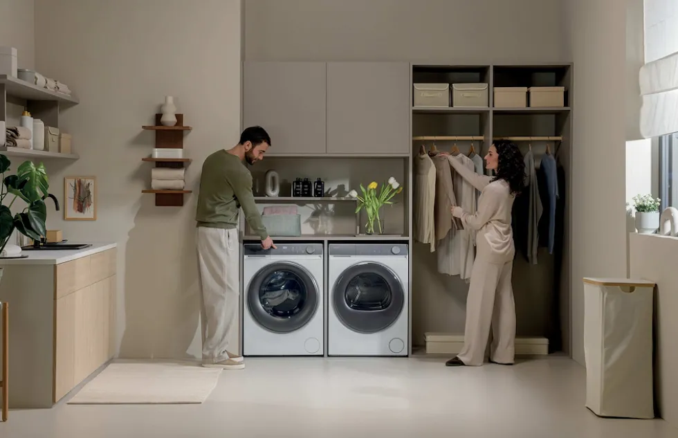 Lavasciuga Haier HW100B14367UIT con carico 10kg e WiFi