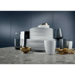 Lavastoviglie Electrolux ESA47300SW con tecnologia AirDry