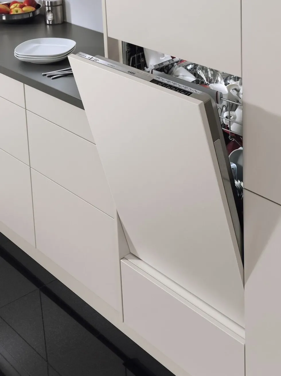 Lavastoviglie incasso AEG FSS75747P AirDry XXL