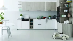 Lavastoviglie Indesit I3BL634B da incasso, 14 coperti e 44 dB