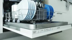 Lavastoviglie Indesit IN2IE14CNP80 da incasso 60 cm, 14 coperti, Push&Go
