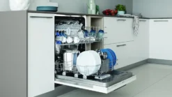 Lavastoviglie Indesit IN2IE14CNP80 da incasso 60 cm, 14 coperti, Push&Go