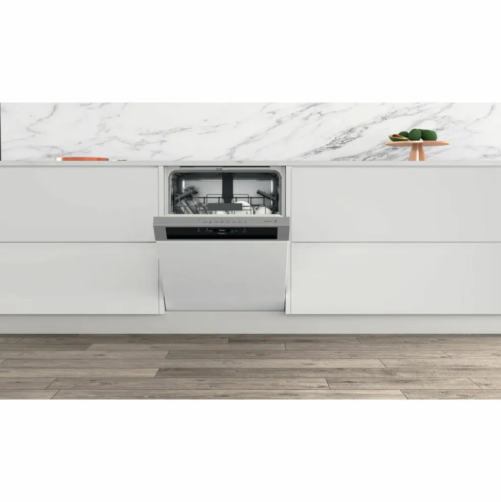 Lavastoviglie semi incasso Whirlpool WB6020PX con tecnologia 6° SENSO