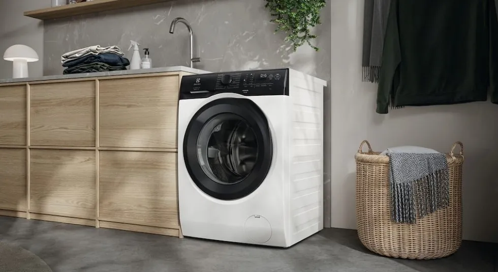 Lavatrice Electrolux EW6FZBG215 carica frontale 10,5 Kg, 1400 giri, classe A