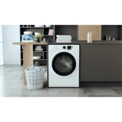 Lavatrice Hotpoint Ariston NF827WKIT con capacità 8kg e funzione vapore