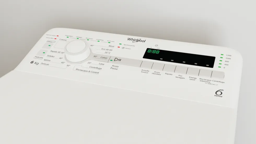 Lavatrice Whirlpool TDLR6240SIT a carico dall'alto da 6 kg