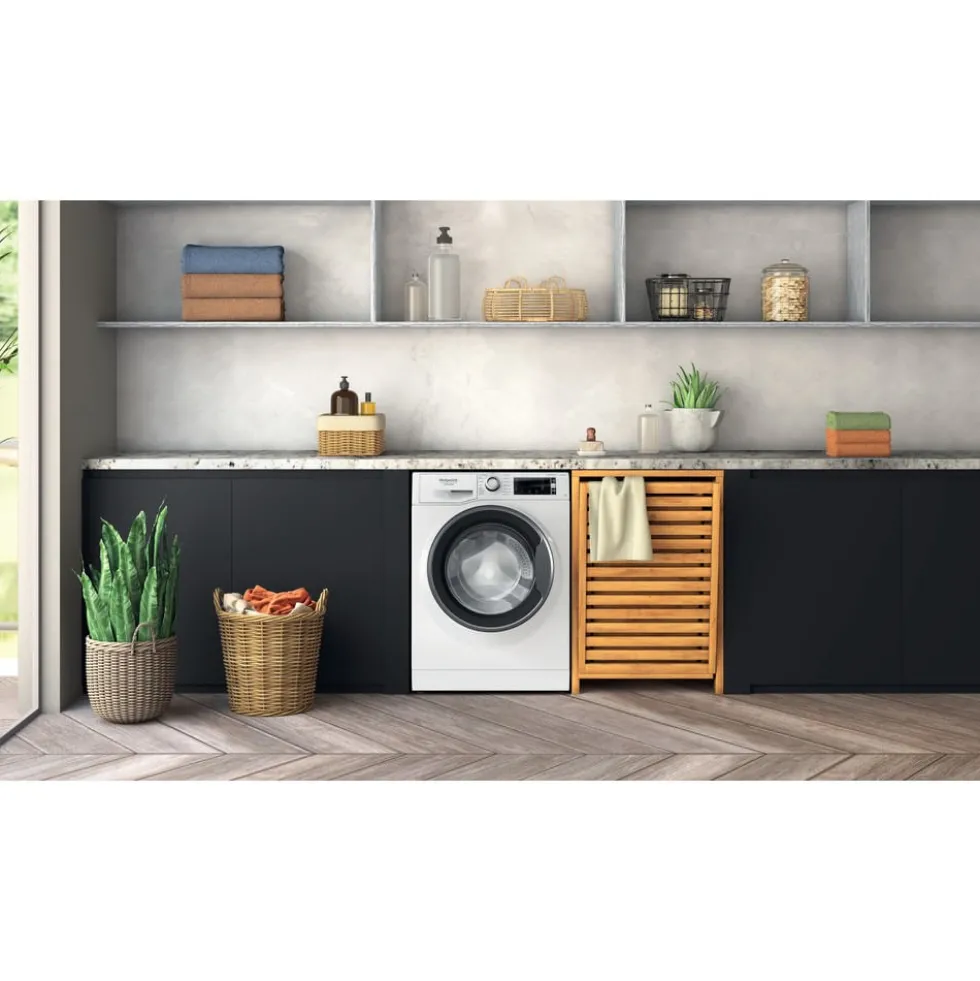 Lavatrici Hotpoint Ariston NBT1148WSAIT con 11 kg e 1400 giri/min