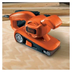 Levigatrice a nastro Black & Decker KA86