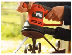 Levigatrice rotorbitale Black & Decker KA191EKQS
