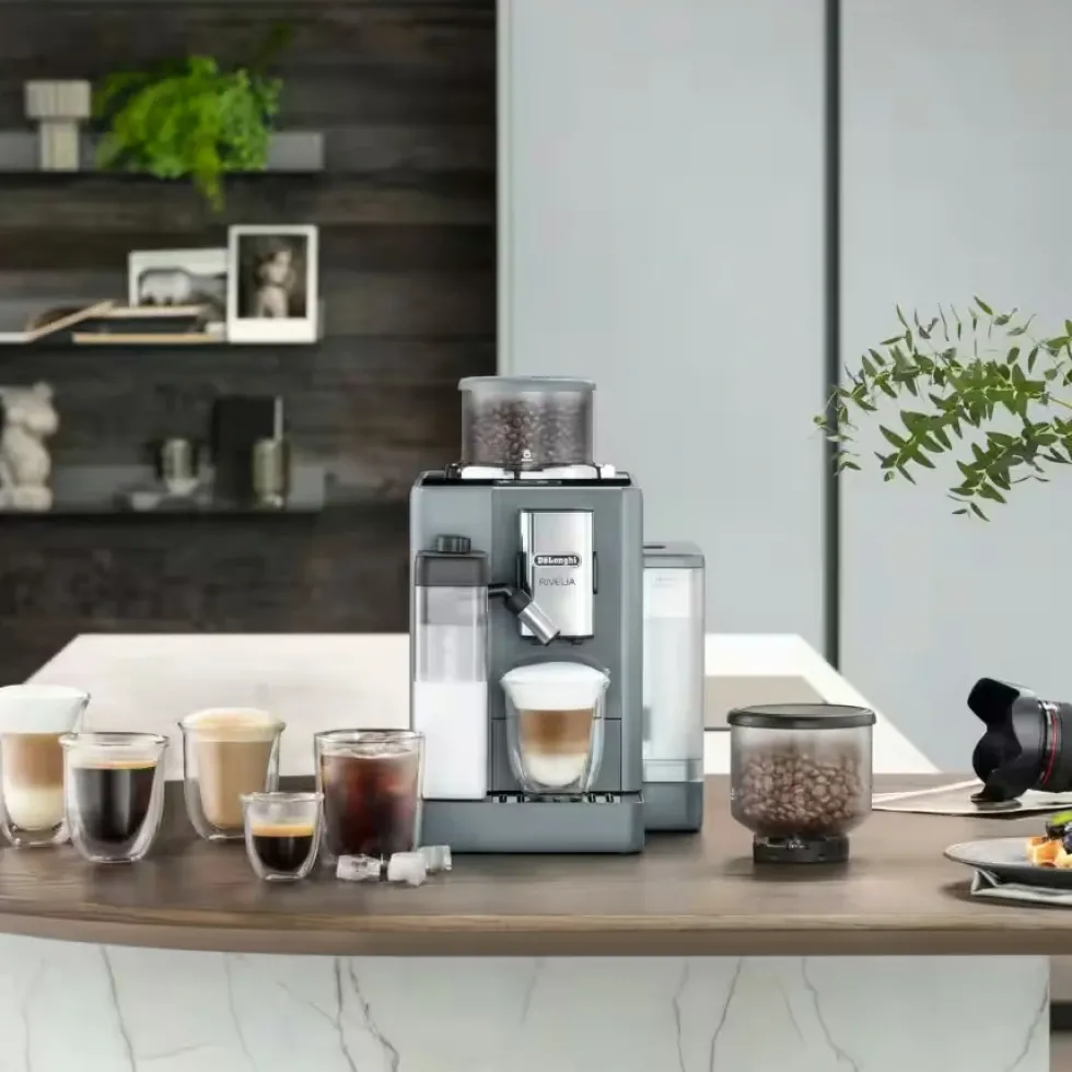 Macchina da caffè automatica De Longhi Rivelia EXAM440.55.G grigia