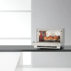 Microonde combinato Whirlpool MWSC9133SX con vapore e tecnologia 6° SENSO