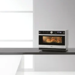 Microonde combinato Whirlpool MWSC9133SX con vapore e tecnologia 6° SENSO