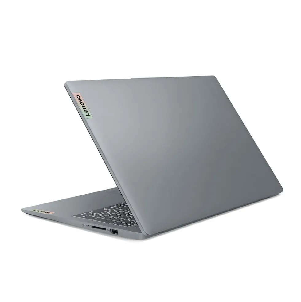 Notebook Lenovo IdeaPad Slim 3 con processore AMD Ryzen 7 e 512GB SSD