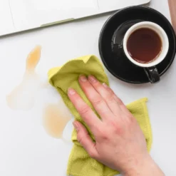 Panno multiuso con angolo abrasivo Angee giallo