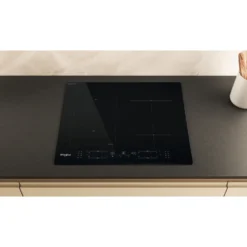 Piano cottura a induzione Whirlpool WLB4060CPNE con FlexiCook