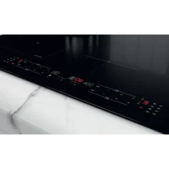 Piano cottura induzione Whirlpool WLB2977NE con zone FlexiCook