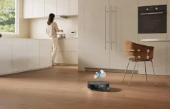 Robot aspirapolvere e lavapavimenti Ecovacs Deebot T90 Pro Omni con lavaggio automatico