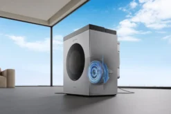 Robot lavavetri Ecovacs Winbot W3 OMNI EU con lavaggio automatico del panno