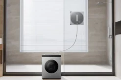 Robot lavavetri Ecovacs Winbot W3 OMNI EU con lavaggio automatico del panno