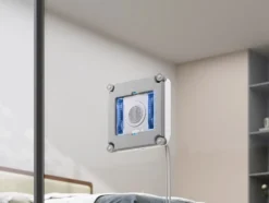 Robot lavavetri Ecovacs Winbot Mini 2 EU con pulizia bordi ravvicinata